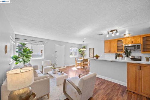 2-2274 Peacock Pl, Union City, CA, 94587-4529 | Card Image