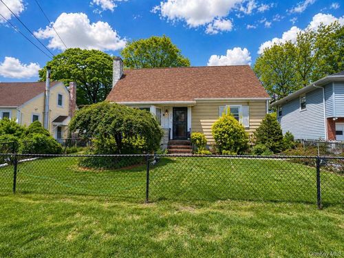 444 Brookside Avenue, Hempstead, NY, 11575 | Card Image