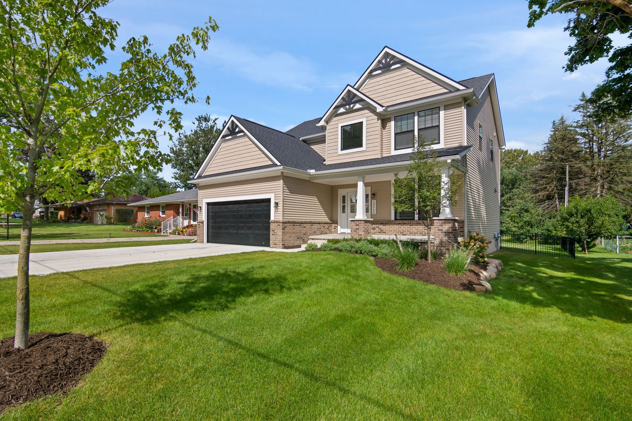 Portis St, Plymouth, MI 48170