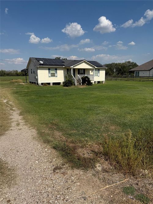 6325 Kamas Ln, Needville, TX, 77461-9048 | Card Image