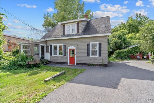 518 E Brighton Ave, Syracuse, NY, 13210-4211 | Card Image