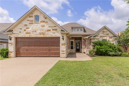 3520 Foxcroft Path, Bryan, TX, 77808-3202 | Card Image