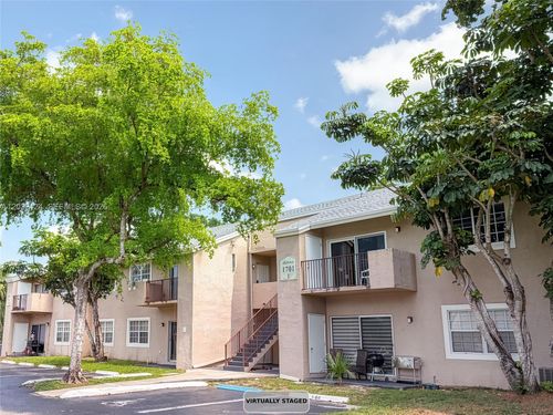 1j-1701 Nw 96th Ter, Pembroke Pines, FL, 33024-3018 | Card Image