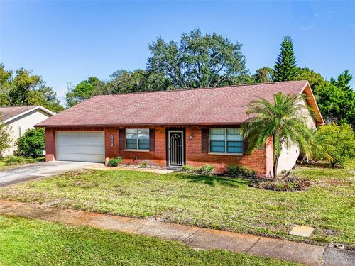 1637 Caledonia Dr, PALM HARBOR, FL, 34684-2352 | Card Image