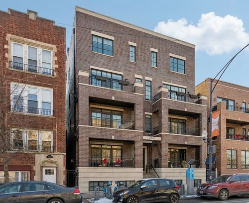 apt-3w-2341 W Roscoe St, Chicago, IL, 60618-6200 | Card Image