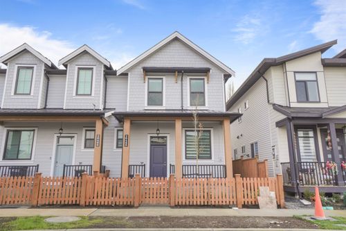 20488 75 Ave, Langley, BC, V2Y3S8 | Card Image