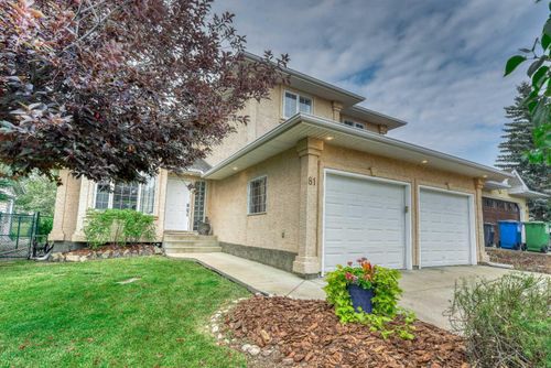 81 Gleneagles Close, Cochrane, AB, T4C1N7 | Card Image