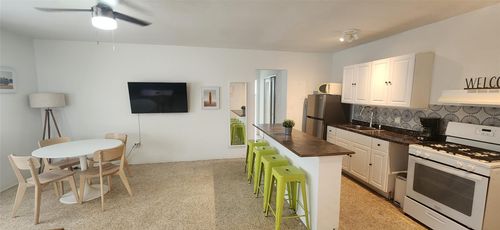 apt-4-7725 Harding Ave, Miami Beach, FL, 33141-2141 | Card Image