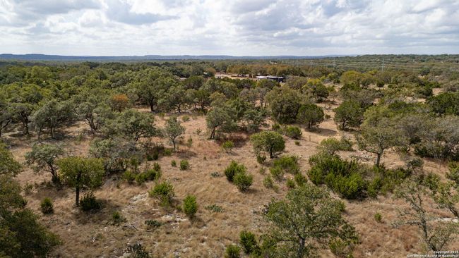 6005 W Ammann Rd, Home with 5 bedrooms, 5 bathrooms and null parking in Bulverde TX | Image 43