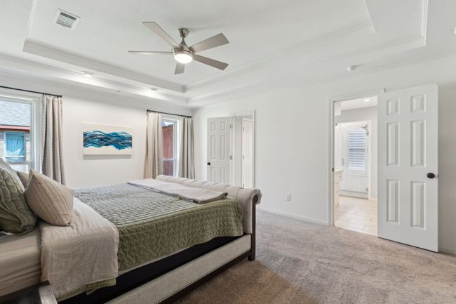 10216 Shadow Way, House other with 4 bedrooms, 3 bathrooms and null parking in Dallas TX | Image 22