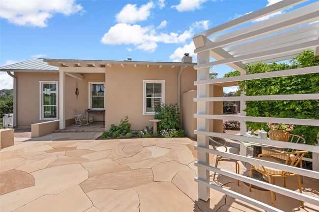 1015 Mansion Ridge Rd, House other with 2 bedrooms, 3 bathrooms and 6 parking in Santa Fe NM | Image 57