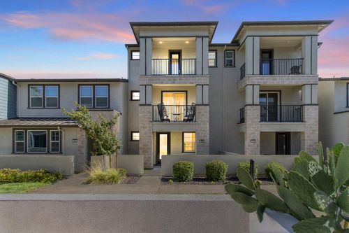 3062 Windwalker Walk, Sacramento, CA, 95833-4447 | Card Image