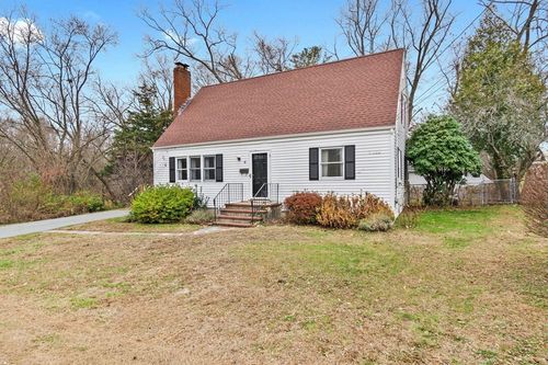 57 Glenwood St, North Andover, MA, 01845-4128 | Card Image