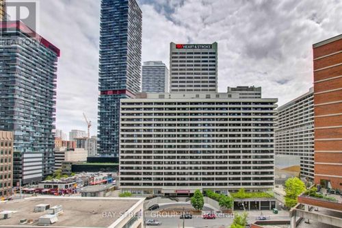 2108-33 Helendale Ave, Toronto, ON, M4R0A4 | Card Image