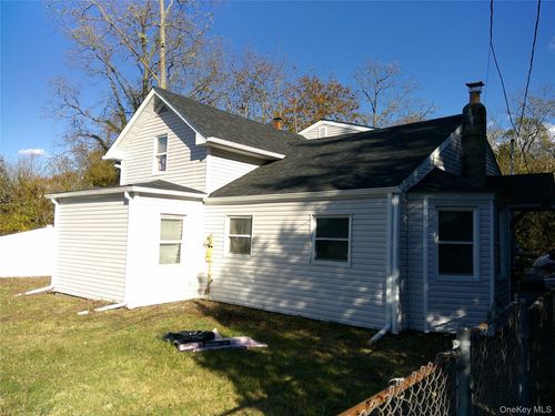 145 Conklin Avenue, Brookhaven, NY, 11772 | Card Image