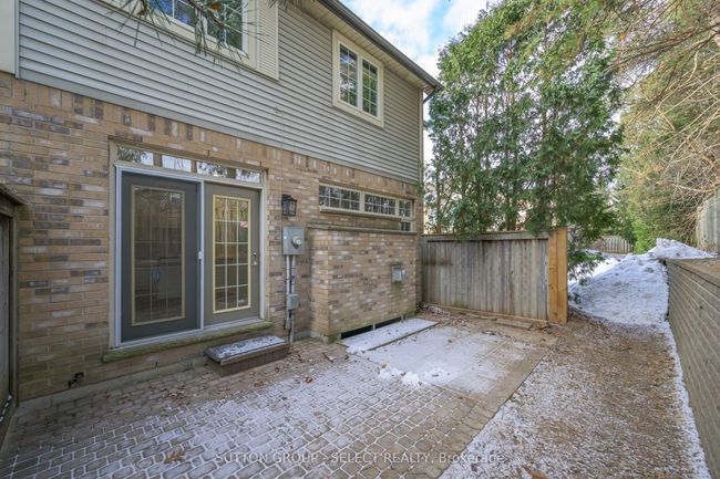 16 - 519 Riverside Dr, Condo with 3 bedrooms, 3 bathrooms and 1 parking in London ON | Image 32