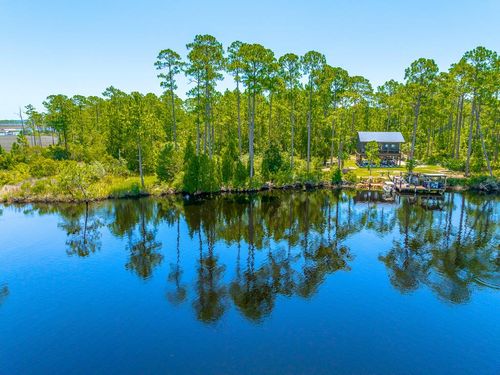 150 New River Ln, Carrabelle, FL, 32322 | Card Image