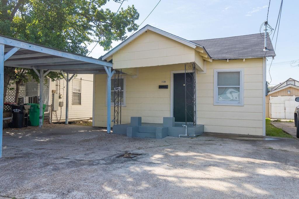 Beech St, Baytown, TX 77520