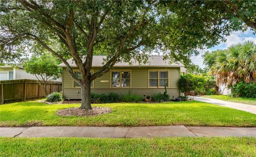 622 Collingswood Dr, Corpus Christi, TX, 78412-2908 | Card Image