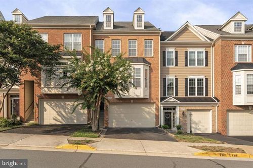 43770 Lees Mill Sq, LEESBURG, VA, 20176-3821 | Card Image