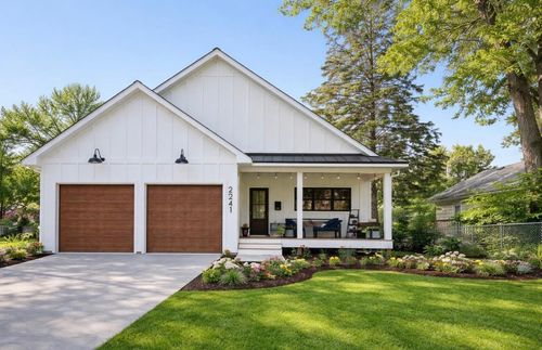 2241 8th St, Saint Paul, MN, 55110-2820 | Card Image