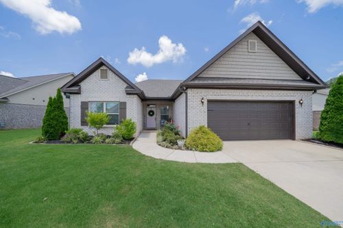 113 Edmund Cir, New Market, AL, 35761-7946 | Card Image