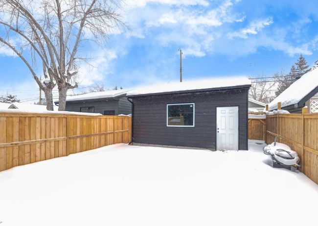 826 23 Avenue Se, Home with 4 bedrooms, 3 bathrooms and 2 parking in Calgary AB | Image 24