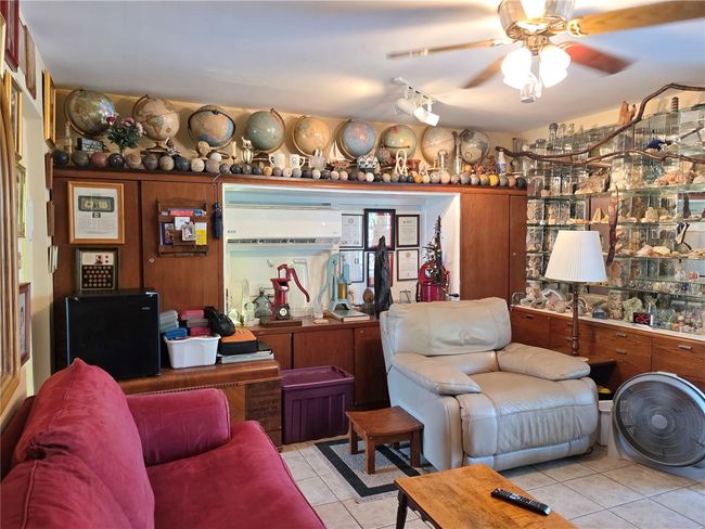 Living Room | Image 17