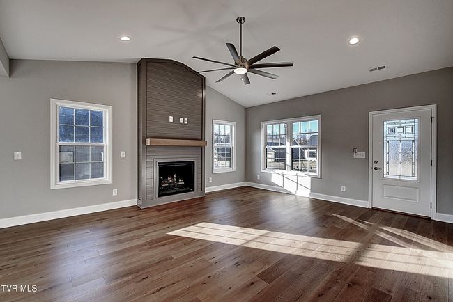 267 Ruby Rose Rdg, House other with 3 bedrooms, 2 bathrooms and null parking in Jonesborough TN | Image 7