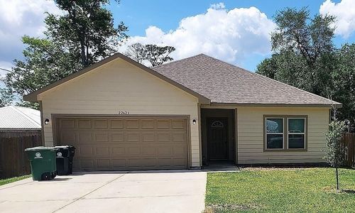 22423 Woodlake Rd, Huffman, TX, 77336-2501 | Card Image