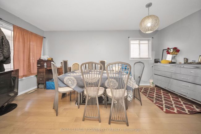 33 Fiddleneck Cres, House other with 4 bedrooms, 4 bathrooms and 4 parking in Brampton ON | Image 9