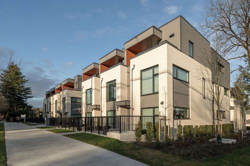 15-6778 Oak St, Vancouver, BC, V6P0L2 | Card Image