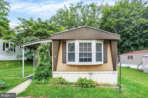 34 Garden Pkwy, CARLISLE, PA, 17013-9255 | Card Image