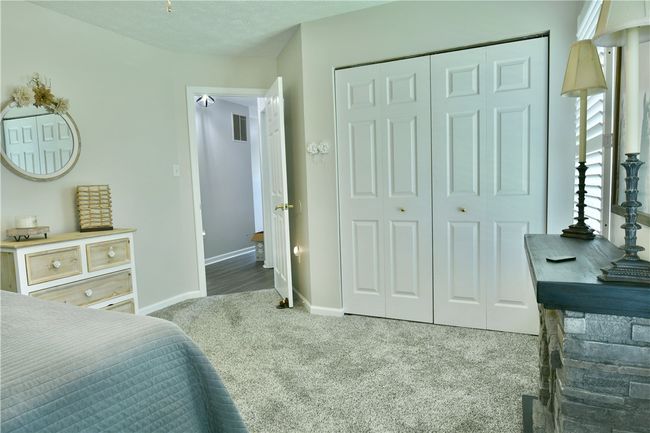 290 Shady Glen Dr, House other with 3 bedrooms, 2 bathrooms and null parking in Coraopolis PA | Image 31