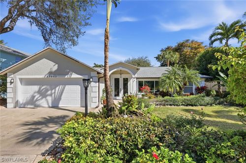 27242 High Seas Ln, BONITA SPRINGS, FL, 34135-4311 | Card Image