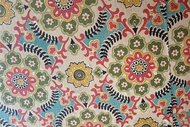 original wallpaper in closet | Image 13