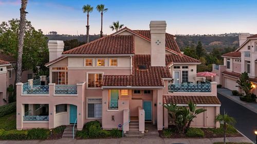 unit-d-12670 Springbrook Dr, San Diego, CA, 92128-5079 | Card Image