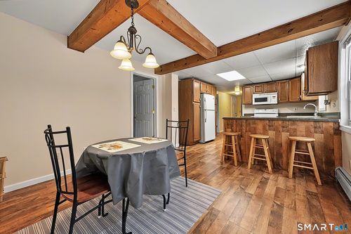 b-15 Indian Hill Ln, Sandy Hook, CT, 06482-1634 | Card Image