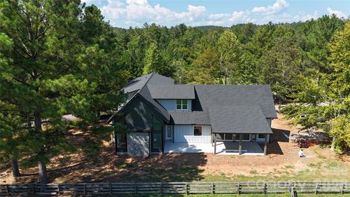2303 Paddock Cir, Morganton, NC, 28655-6811 | Card Image