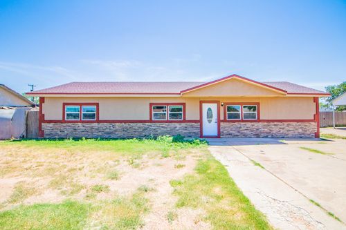 1104 E Tahoka Rd, Brownfield, TX, 79316-3822 | Card Image