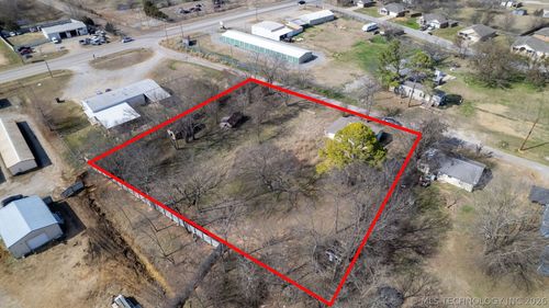 711 Blanchard Rd, Durant, OK, 74701-6933 | Card Image