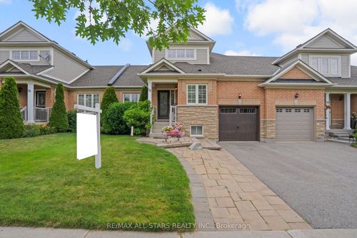 32 Meadows End Cres, Uxbridge, ON, L9P0A5 | Card Image
