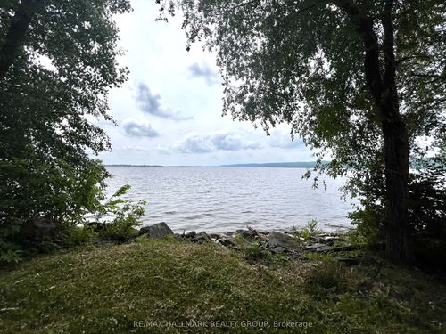 852 Lalonde Rd, L'orignal, ON, K0B1K0 | Card Image
