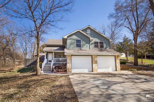 404 Juniper St, Wakefield, KS, 67487-9713 | Card Image