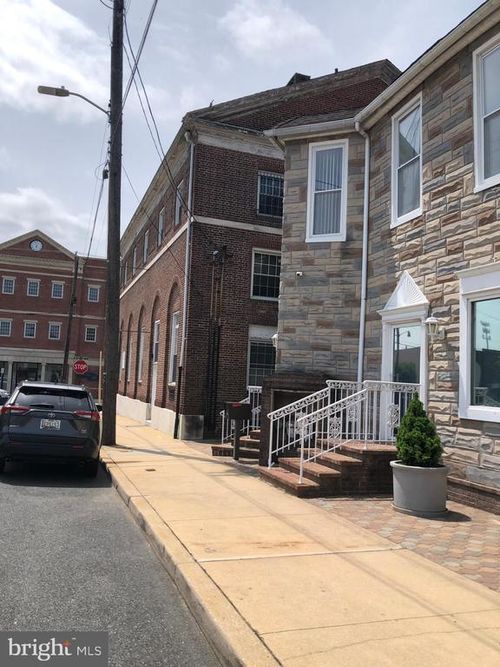 4 Howard St, ABERDEEN, MD, 21001-2413 | Card Image