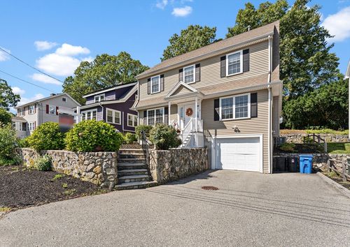 77 Hawthorne Rd, Waltham, MA, 02451-2913 | Card Image