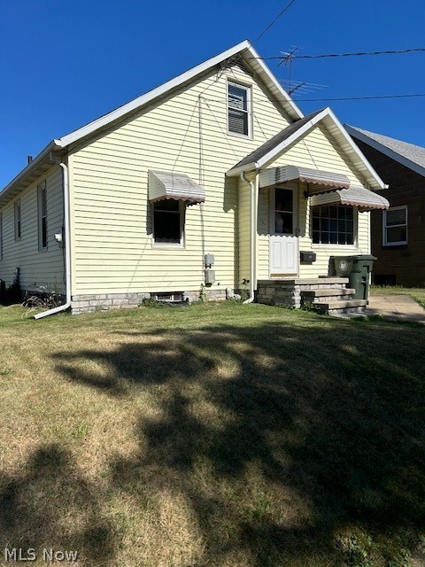 Clinton Ave, Canton, OH 44706