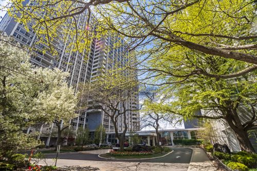 1830-4250 N Marine Dr, Chicago, IL, 60613-1715 | Card Image