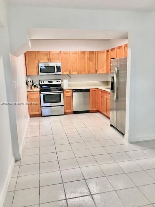 6313 Hayes St, Hollywood, FL, 33024-5929 | Card Image