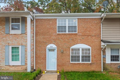 924 Bellows Ave, FREDERICKSBURG, VA, 22405-1210 | Card Image